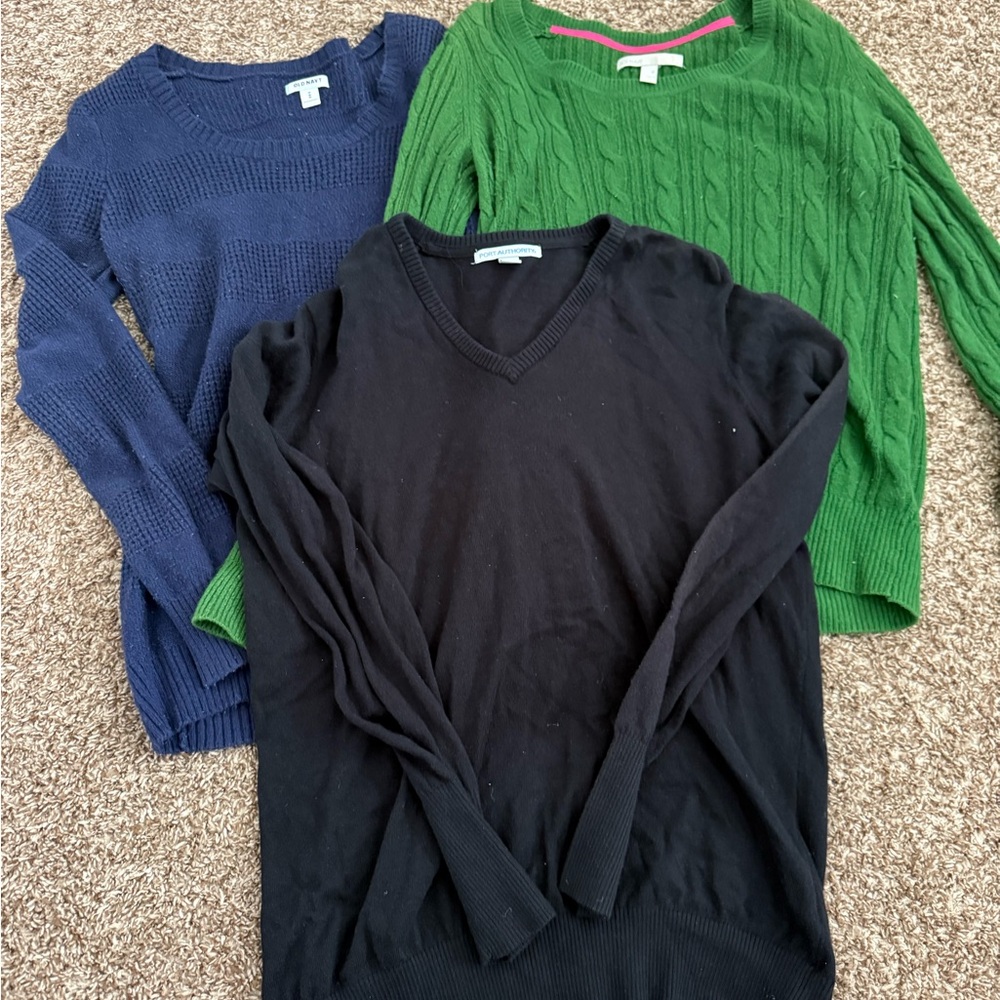 Black, Green, and Blue Sweater Set